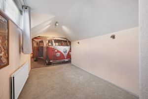 Bedroom 4- click for photo gallery